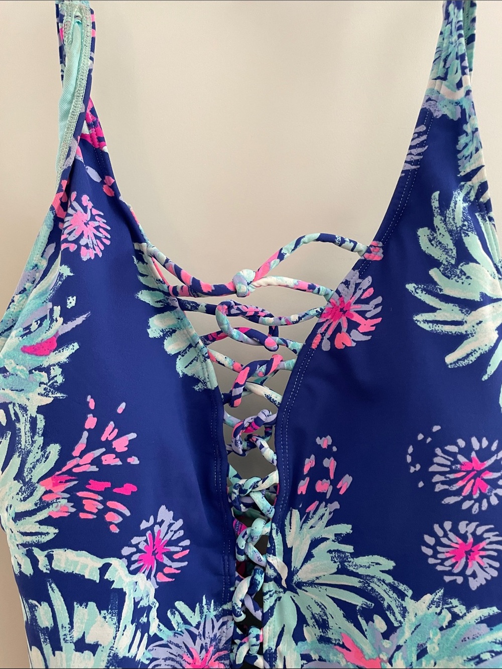 LILLY PULITZER Isle Navy Floral Lace-Up One-Piece Swimsuit 10 EUC - Picture 3 of 8